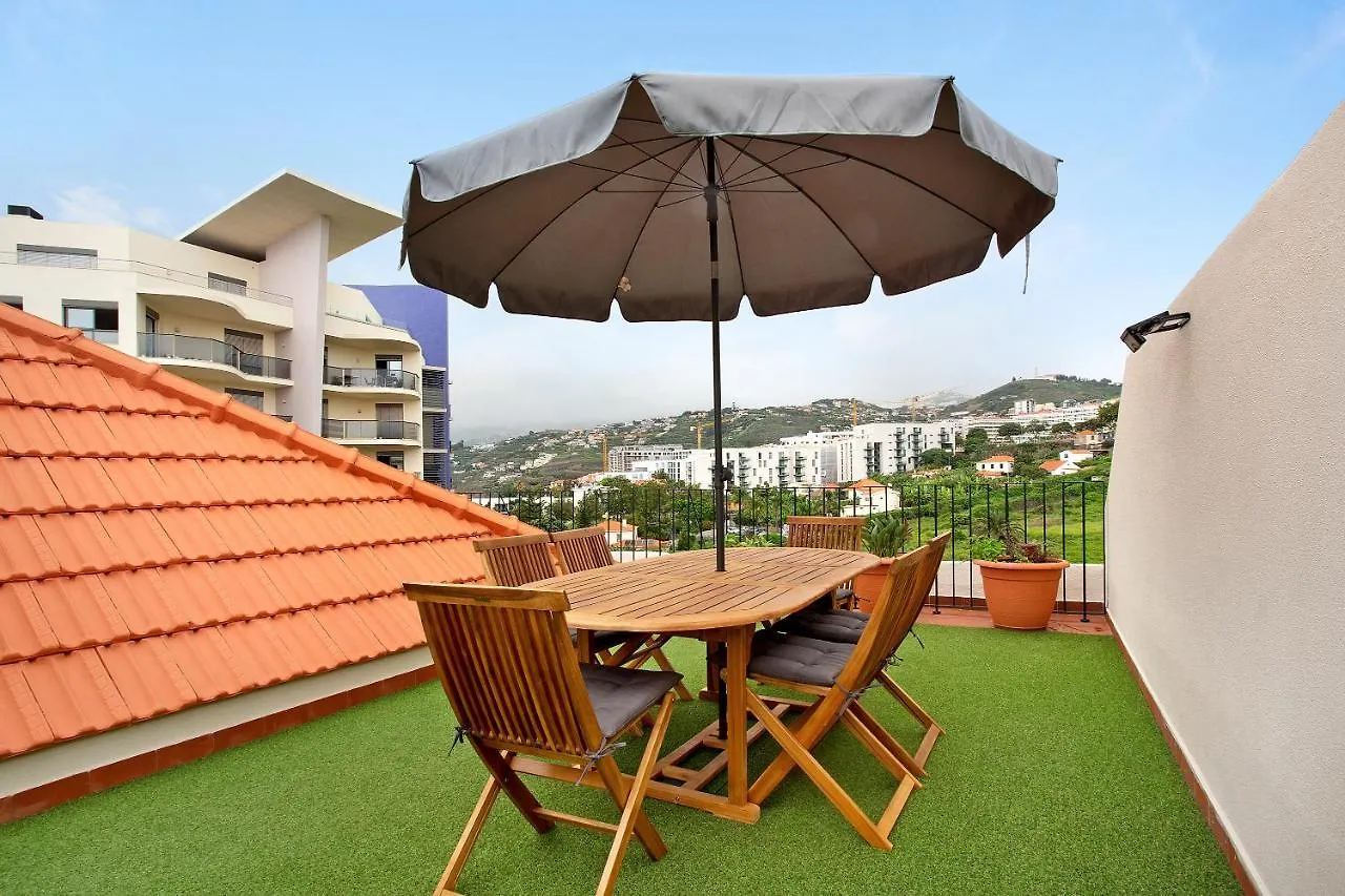 Penthouse Vista Mar Apartment Funchal